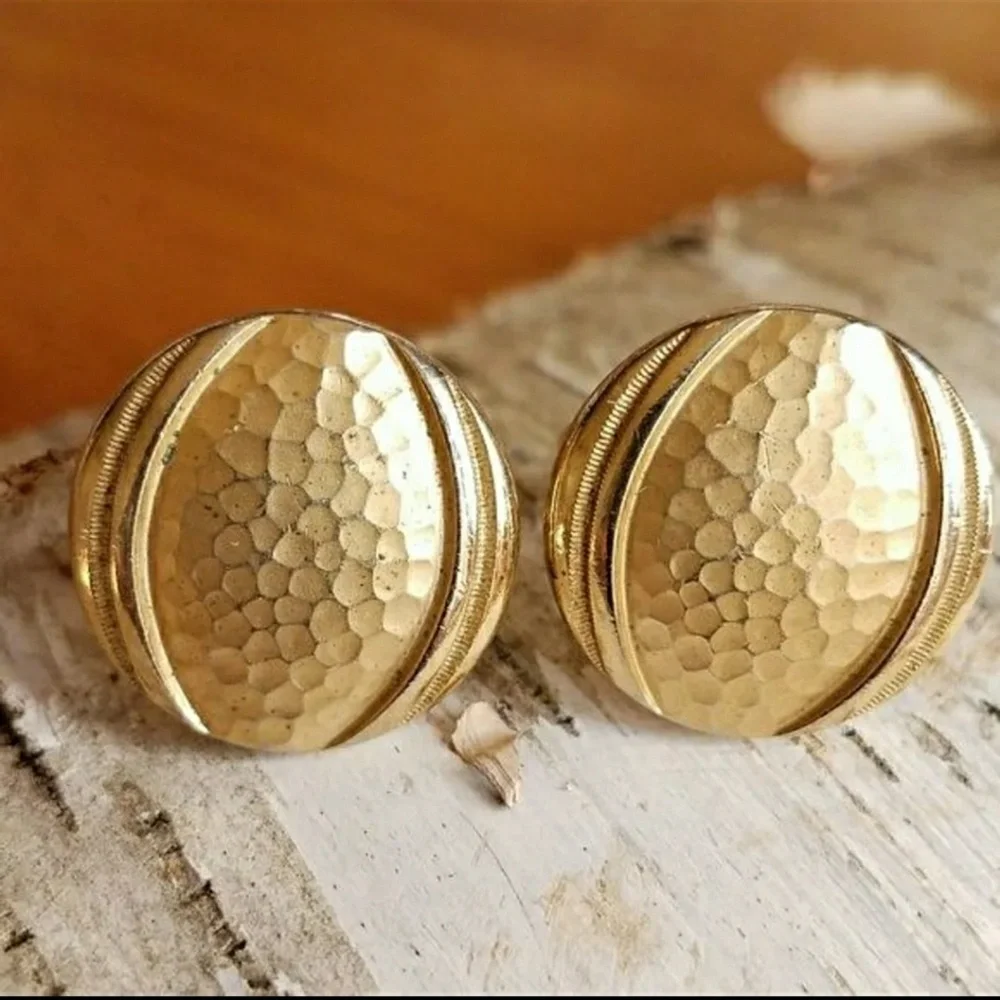 Vintage cuff links Swank round gold tone cufflinks